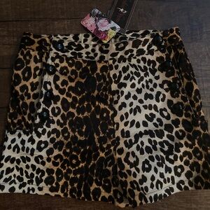 Voodoo Vixen Leopard Pinup Shorts, Velvety Fabric, Medium, Panel Front Buttons